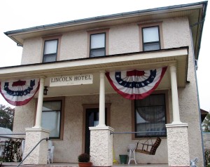 Lincoln Highway Hotel